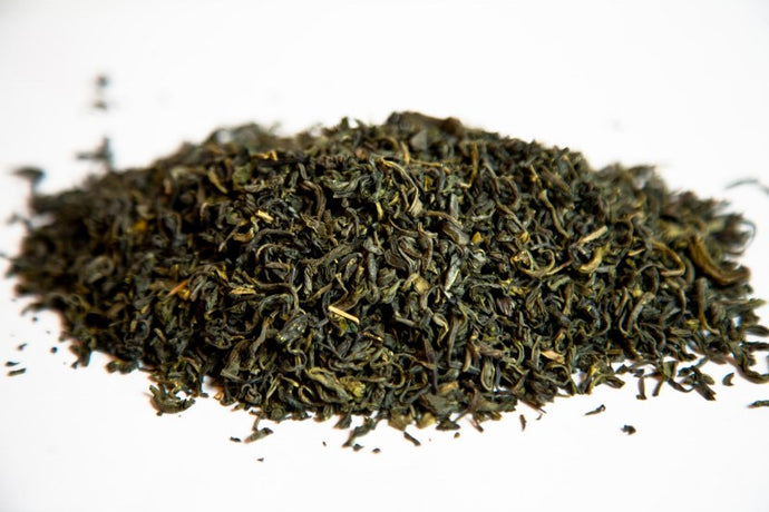 Yun Wu- Cloudmist Green Tea Brewing