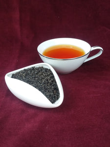 Whole leaf Ceylon Tea and cup